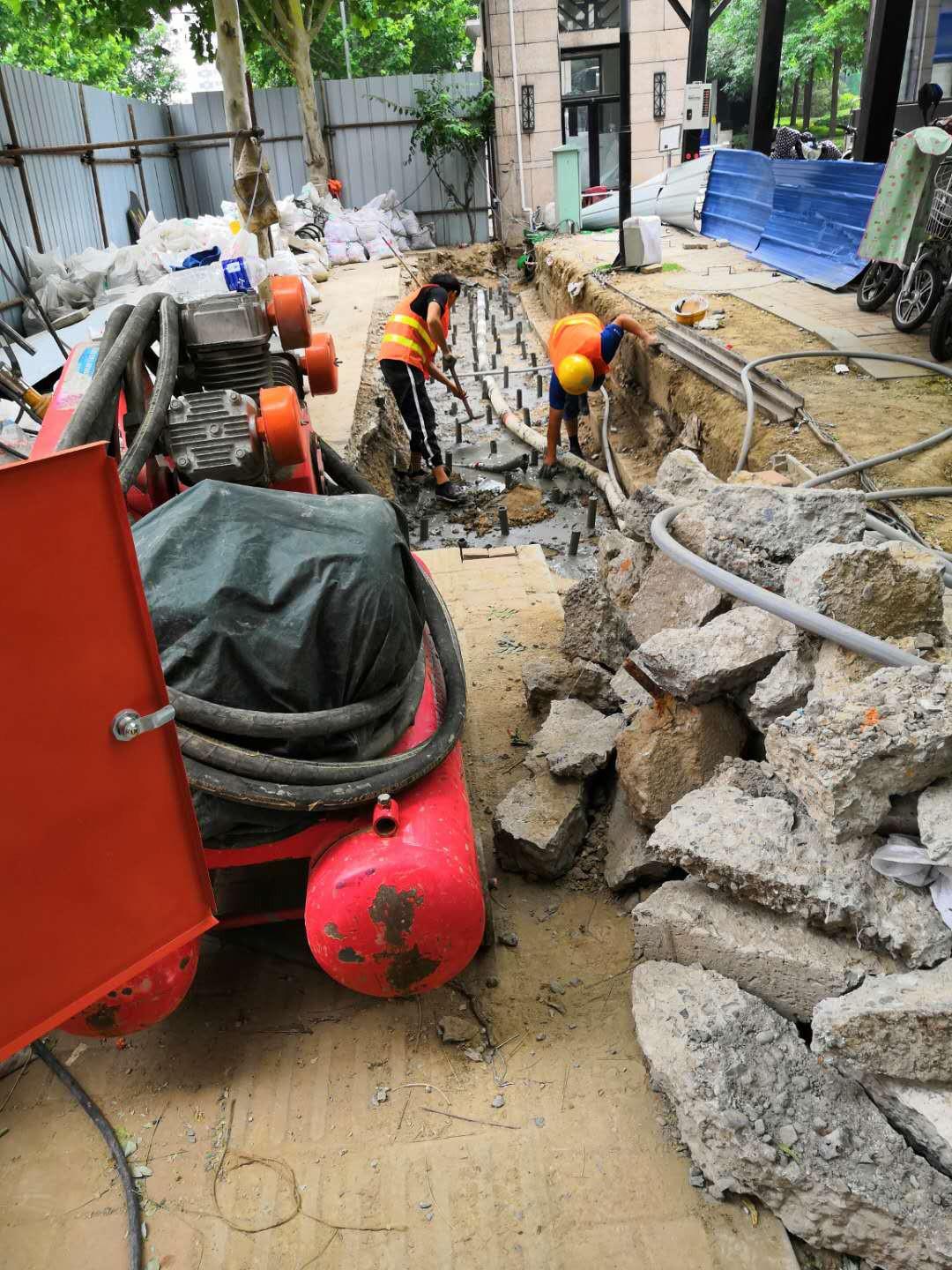 五湖渔场地基加固解决房子的地基下沉问题